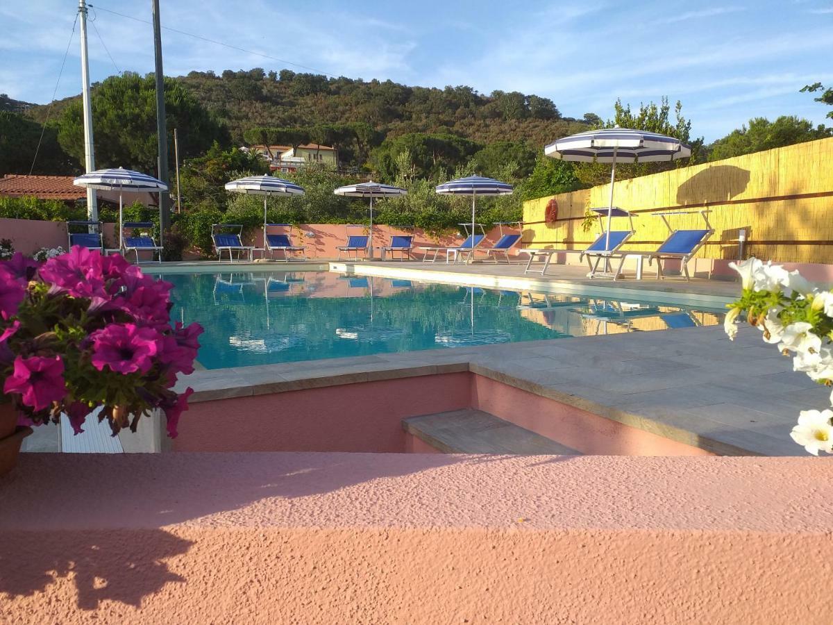 Elbaloves Appartaments Villa Capoliveri  Dış mekan fotoğraf